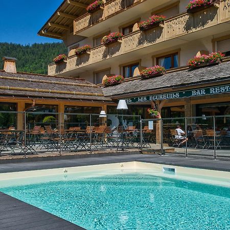 Hotel-Chalet Les Ecureuils Restaurant, Piscine, Garage Le Grand-Bornand Zewnętrze zdjęcie