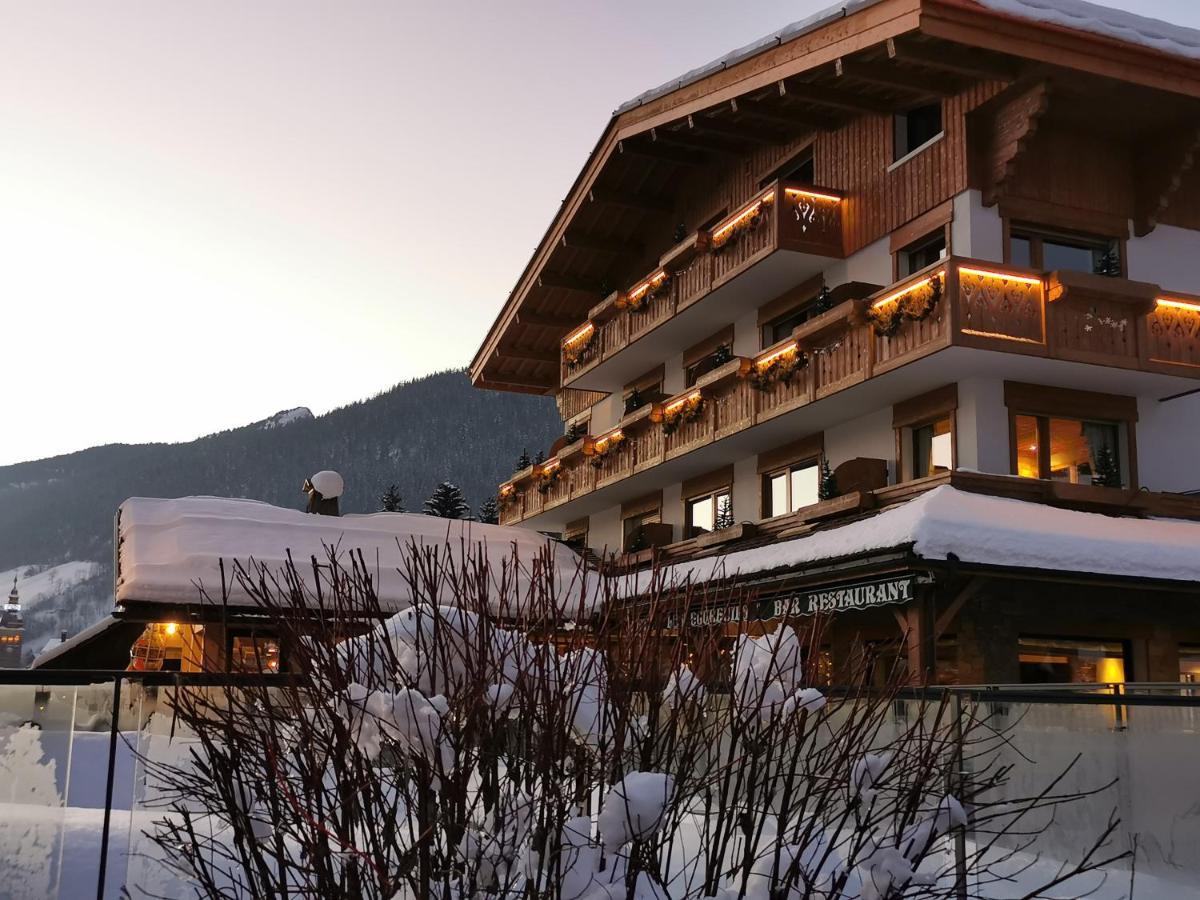 Hotel-Chalet Les Ecureuils Restaurant, Piscine, Garage Le Grand-Bornand Zewnętrze zdjęcie