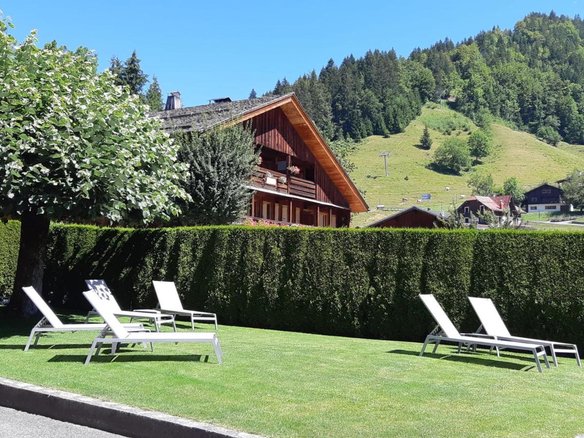 Hotel-Chalet Les Ecureuils Restaurant, Piscine, Garage Le Grand-Bornand Zewnętrze zdjęcie