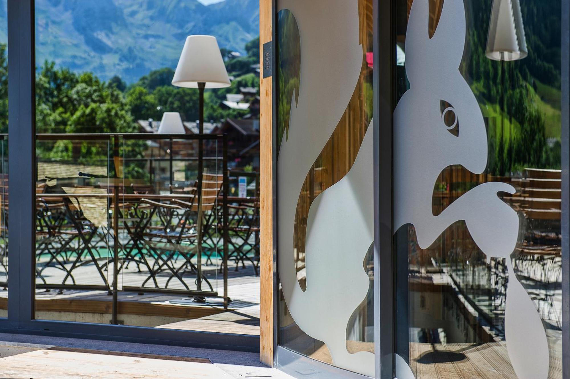 Hotel-Chalet Les Ecureuils Restaurant, Piscine, Garage Le Grand-Bornand Zewnętrze zdjęcie